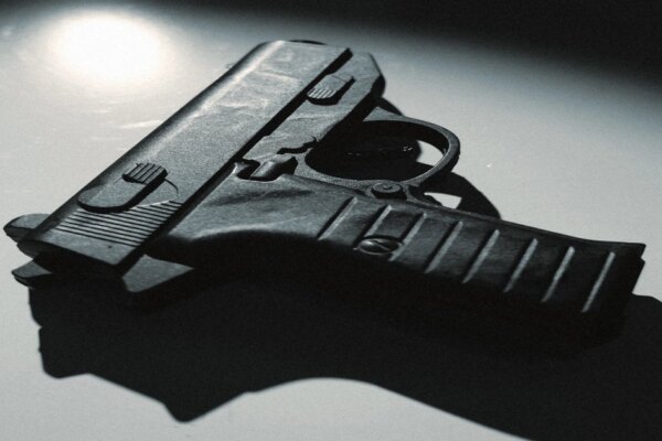 Supreme Court tackles Hawaii's 'vampire rule' for gun owners