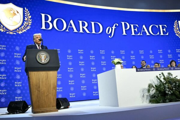 Trump unveils his Gaza Board of Peace in Davos as World Economic Forum overshadowed by Greenland tension
