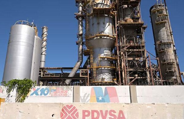 US eases oil sanctions on Venezuela after reforms