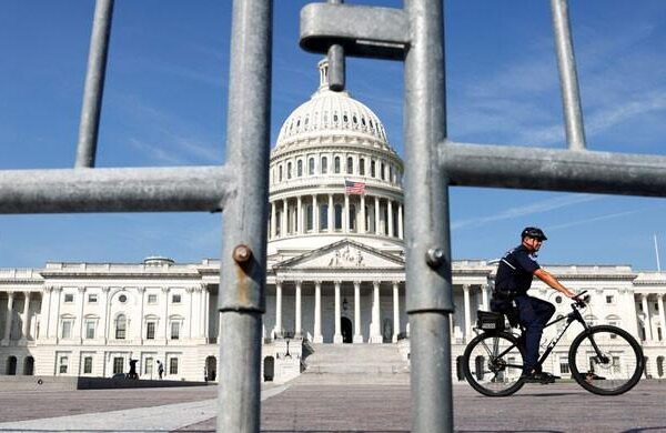 US govt starts likely brief shutdown as Congress fails to approve deal