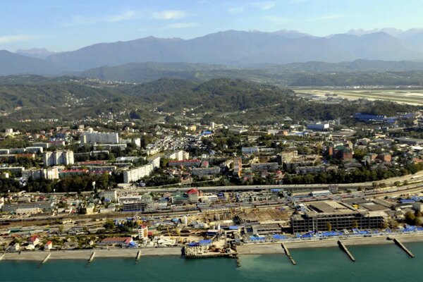 US veteran gets 5 years in Russian prison after authorities reportedly force him to dock with firearm onboard