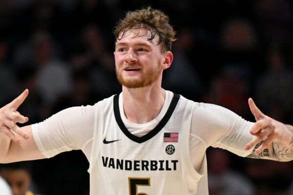 Vandy (16-0) matches best start in school history