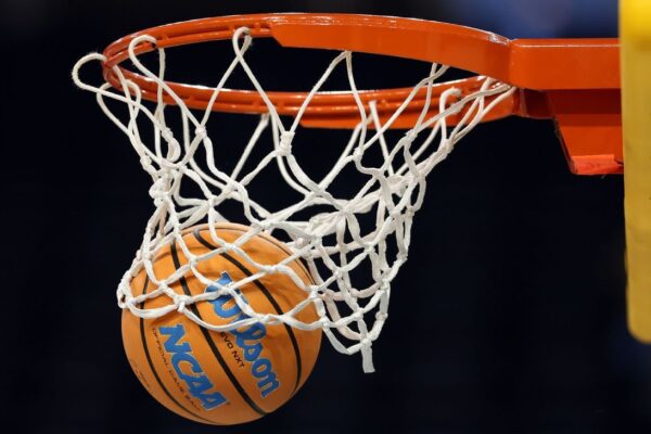 Wetzel: Don't blame hoops scandal on changing society. It's just clumsy greed.