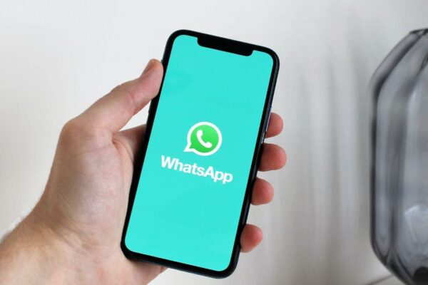 WhatsApp Web malware spreads banking trojan automatically