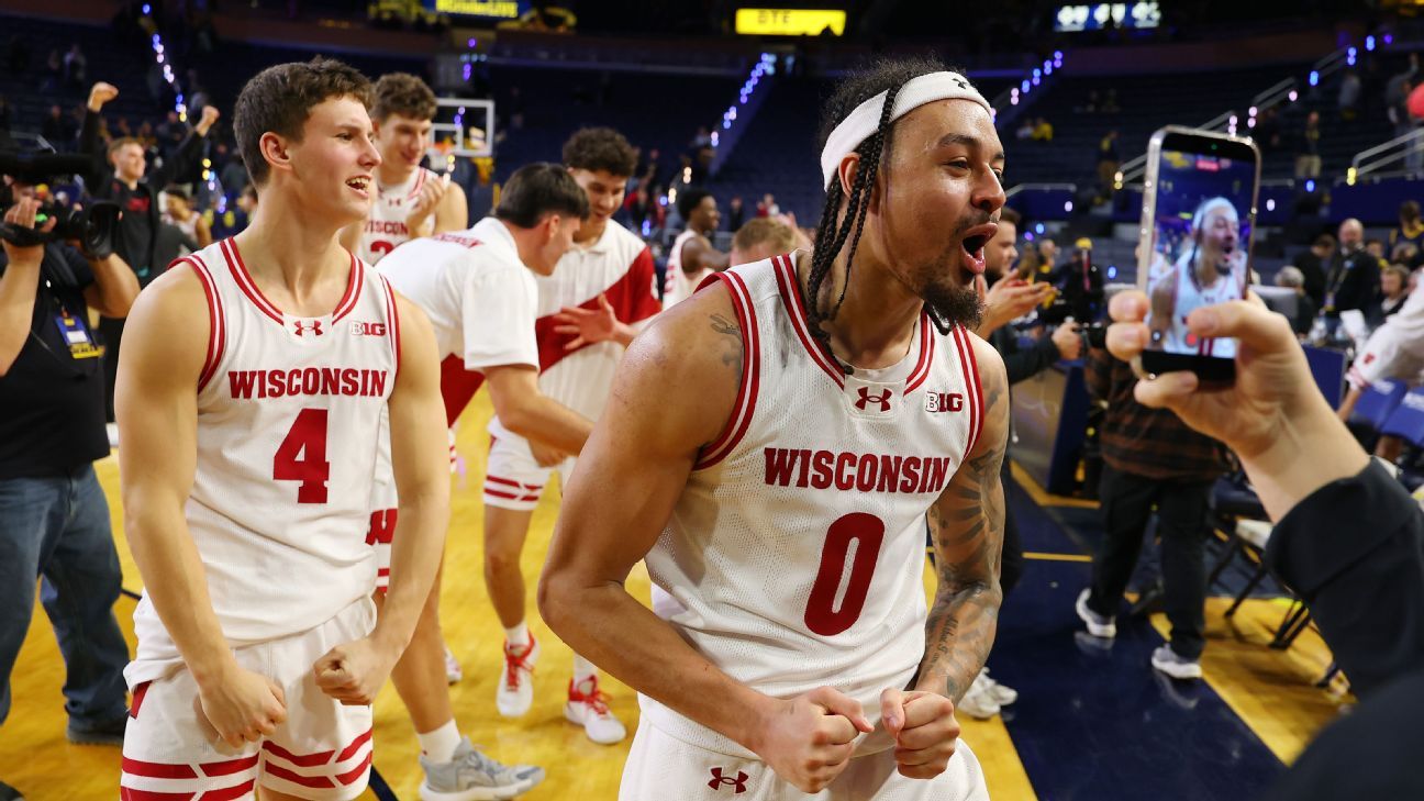 Wisconsin hands No. 2 Michigan first loss of year