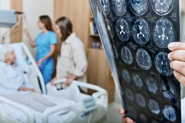 AI wearable helps stroke survivors speak again