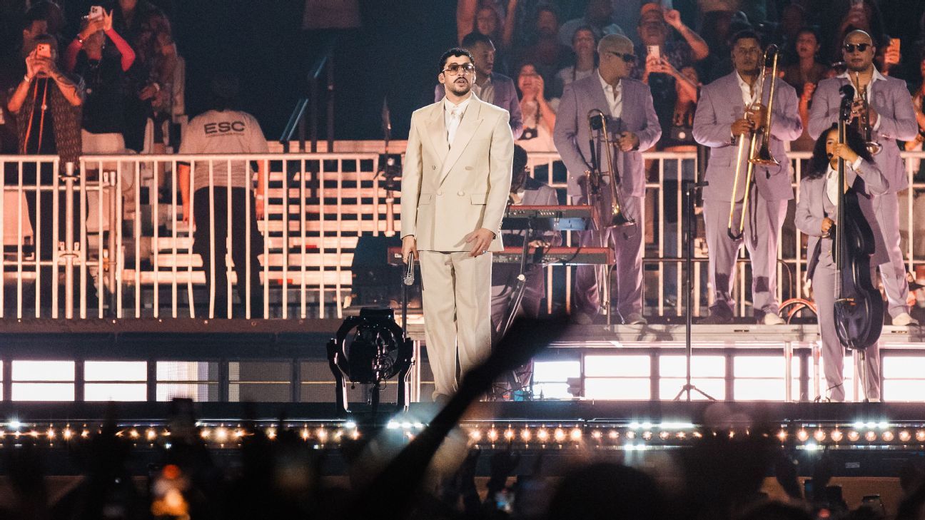 Bad Bunny dons Pelé 1966 World Cup jacket in Sao Paulo concert