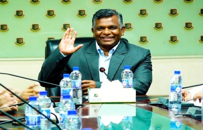 Bangladesh Cricket Board Chairman Arrives in Pakistan for Emergency ICC Meetings - SUCH TV