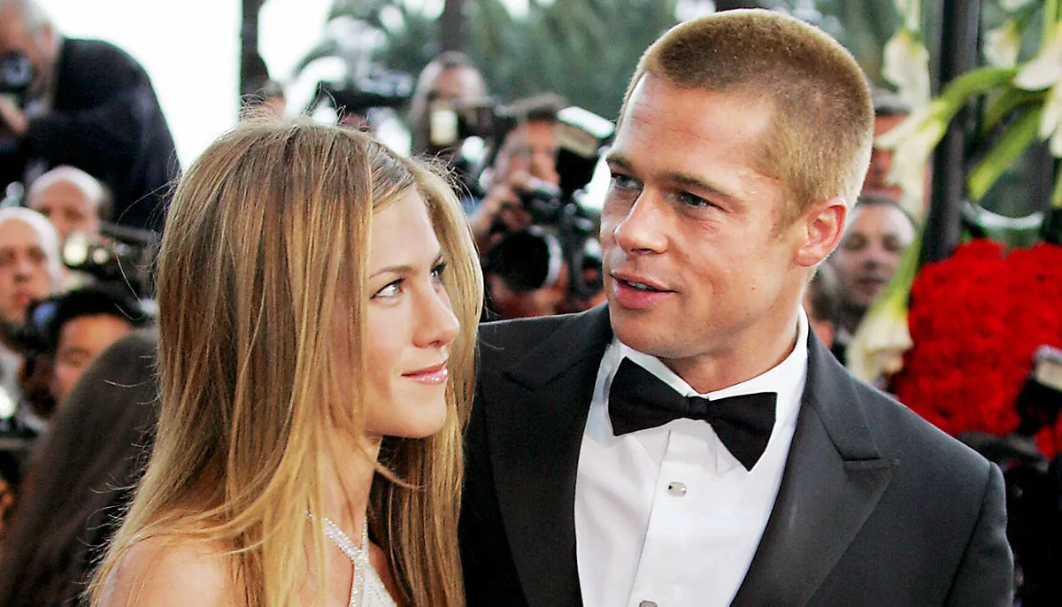 Brad Pitt shadow looms as Jennifer Aniston focuses on new romance