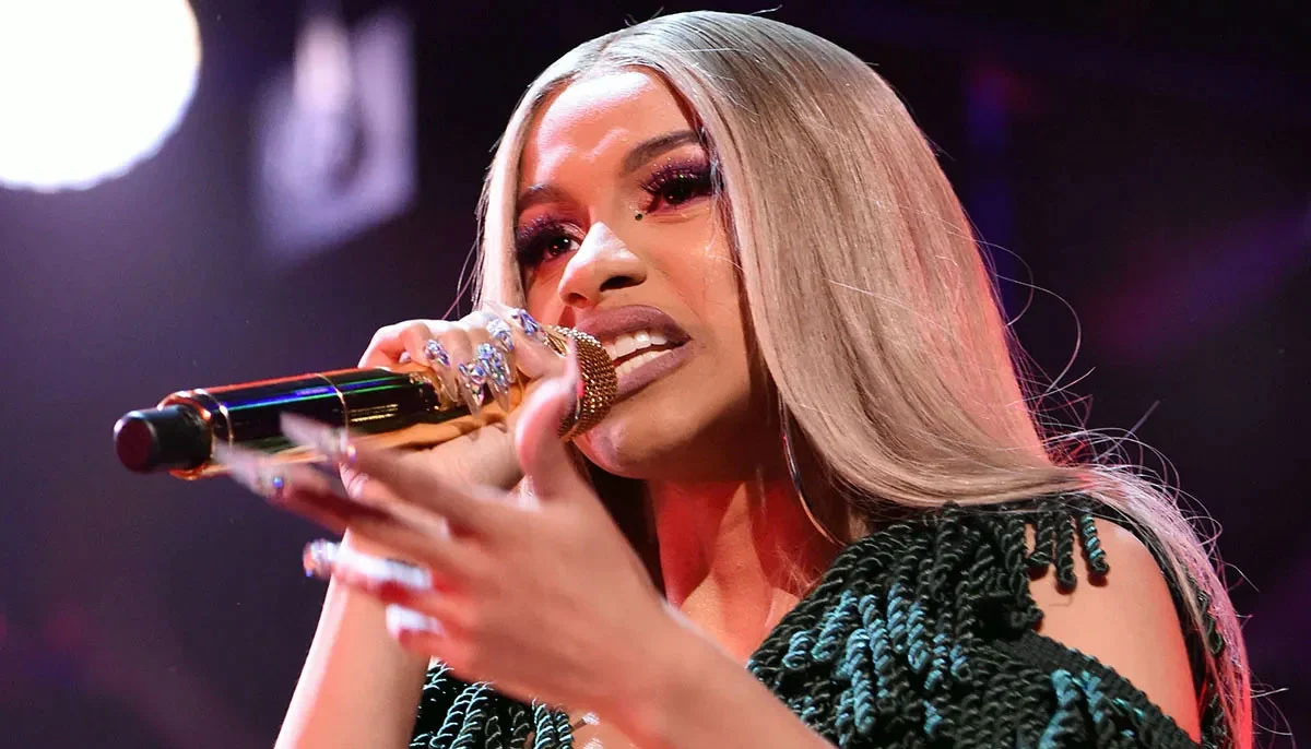 Cardi B airs chilling threat to authorities over arresting her fans