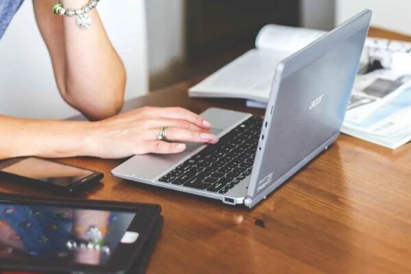 Clean up your social media feed and cut the noise