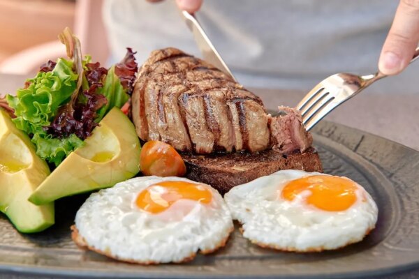 Food pyramid backlash: Low-fat era may have fueled obesity, diabetes, says doctor