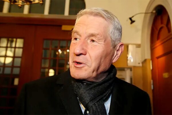 Former Norwegian PM Thorbjørn Jagland hospitalized amid Epstein probe