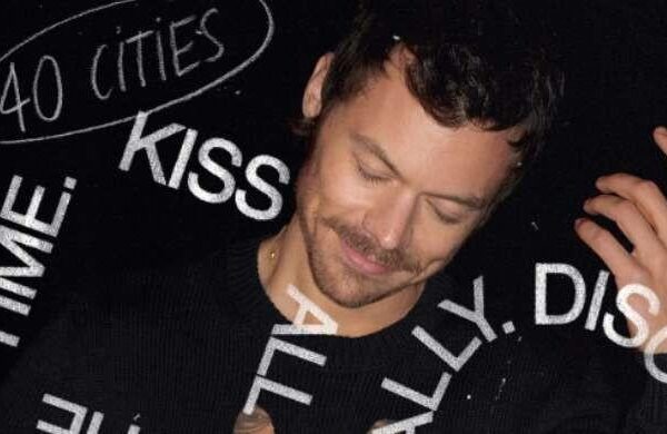 Harry Styles invites fans to early listening party for upcoming album