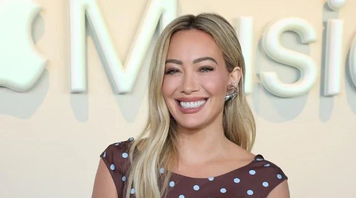 Hilary Duff announces first World Tour in 20 years