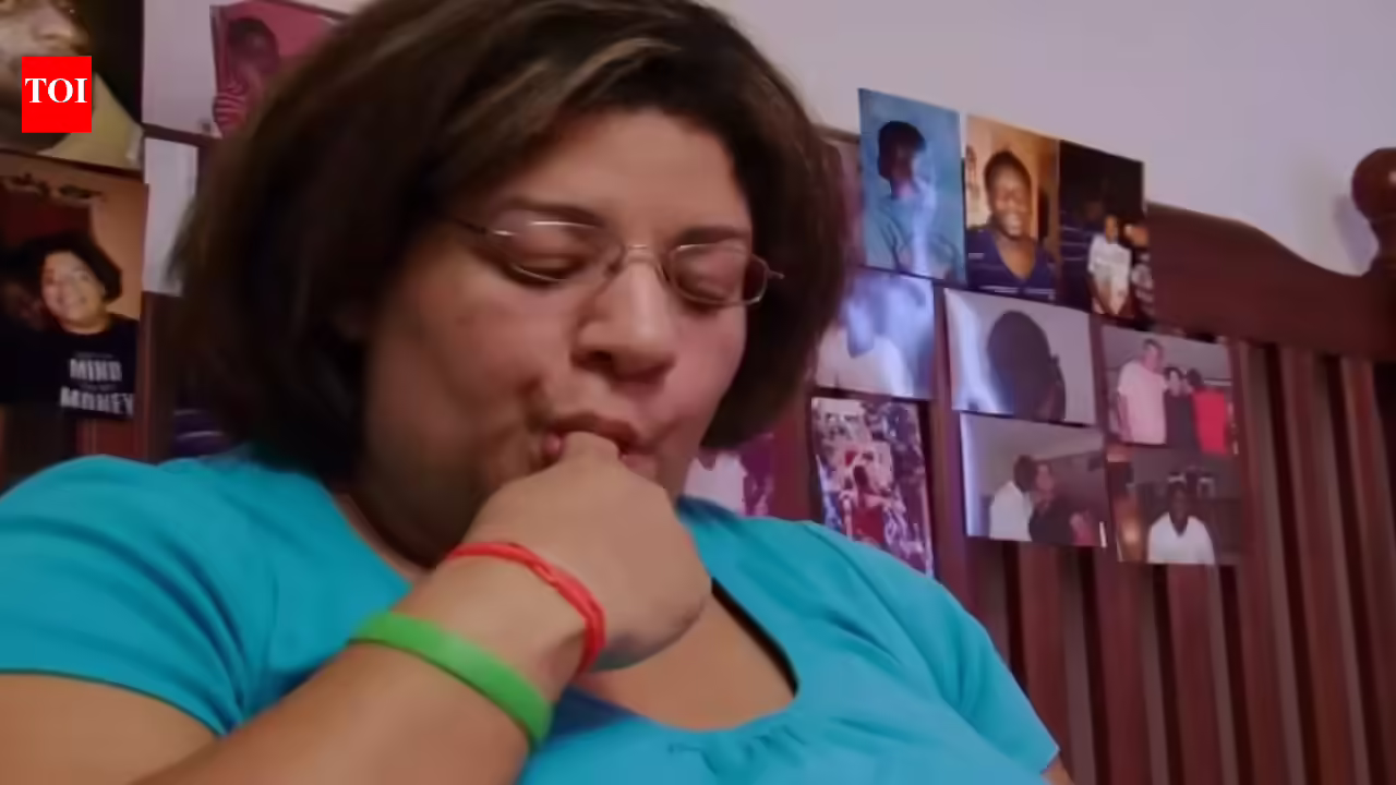 “I am eating my husband”: The shocking story of a grieving woman addicted to eating her husband’s ashes - The Times of India