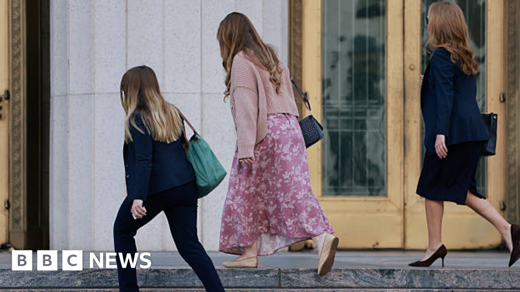 'I spent all my time on Instagram' says woman in landmark trial