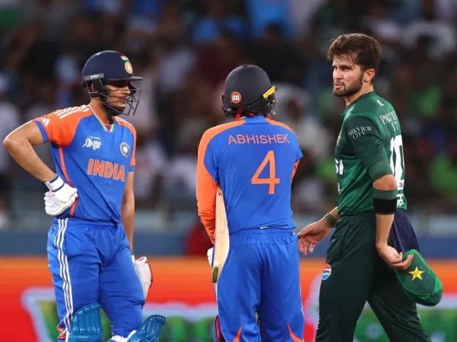 shaheen shah afridi right of pakistan speaks to abhishek sharma of india and shubman gill of india during the asia cup match between india and pakistan at dubai international stadium on september 21 2025 in dubai uae photo afp