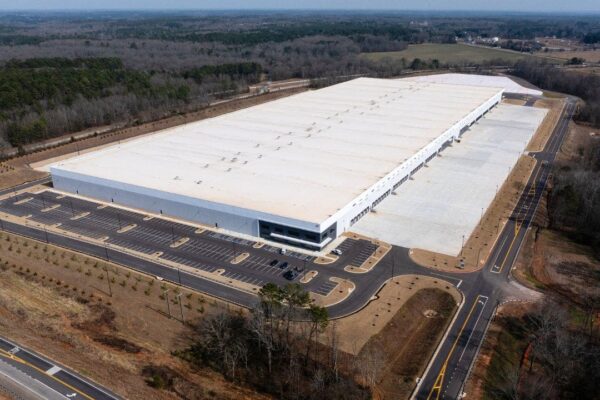 ICE ramps up deportation push with 92,600 new beds in $38.3B expansion