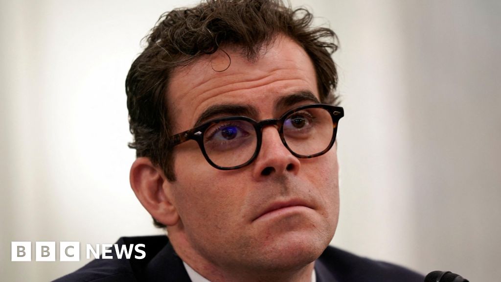 Instagram head questioned in LA social media addiction trial