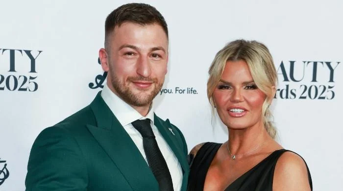 Kerry Katona ,boyfriend Paolo return to 'Celebs Go Dating' after Dubai drama