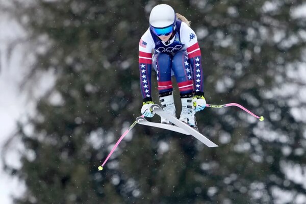 Lindsey Vonn's sister recalls watching Olympic ski star's hard crash: 'Last thing we wanted to see'