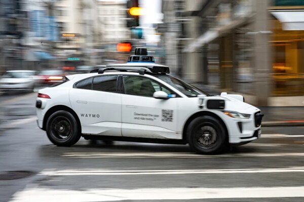 New York halts robotaxi expansion plan