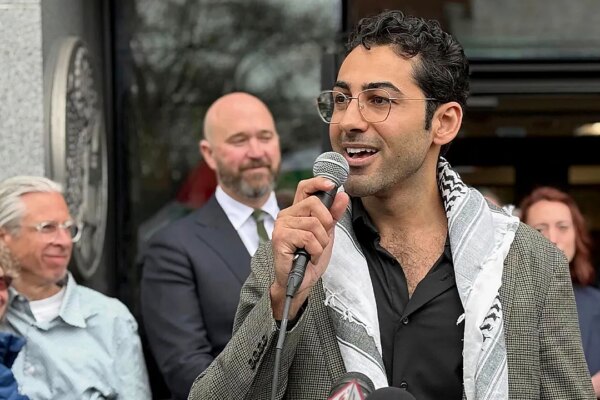 Palestinian activist accused of expressing desire to 'kill Jews' wins deportation case