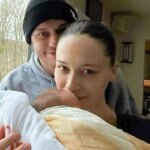 Pete Davidson's baby mommy Elsie Hewitt reveals why she 'hated' being pregnant