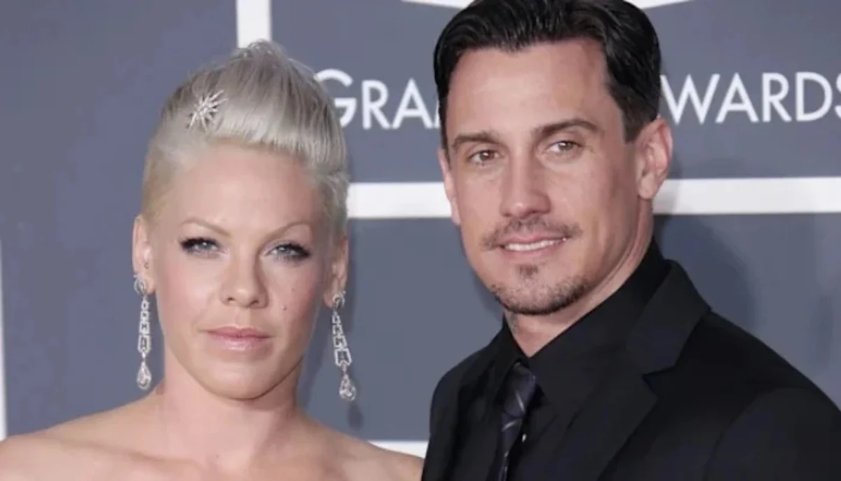 Pink Separates from Carey Hart call it quits 20 years after marriage