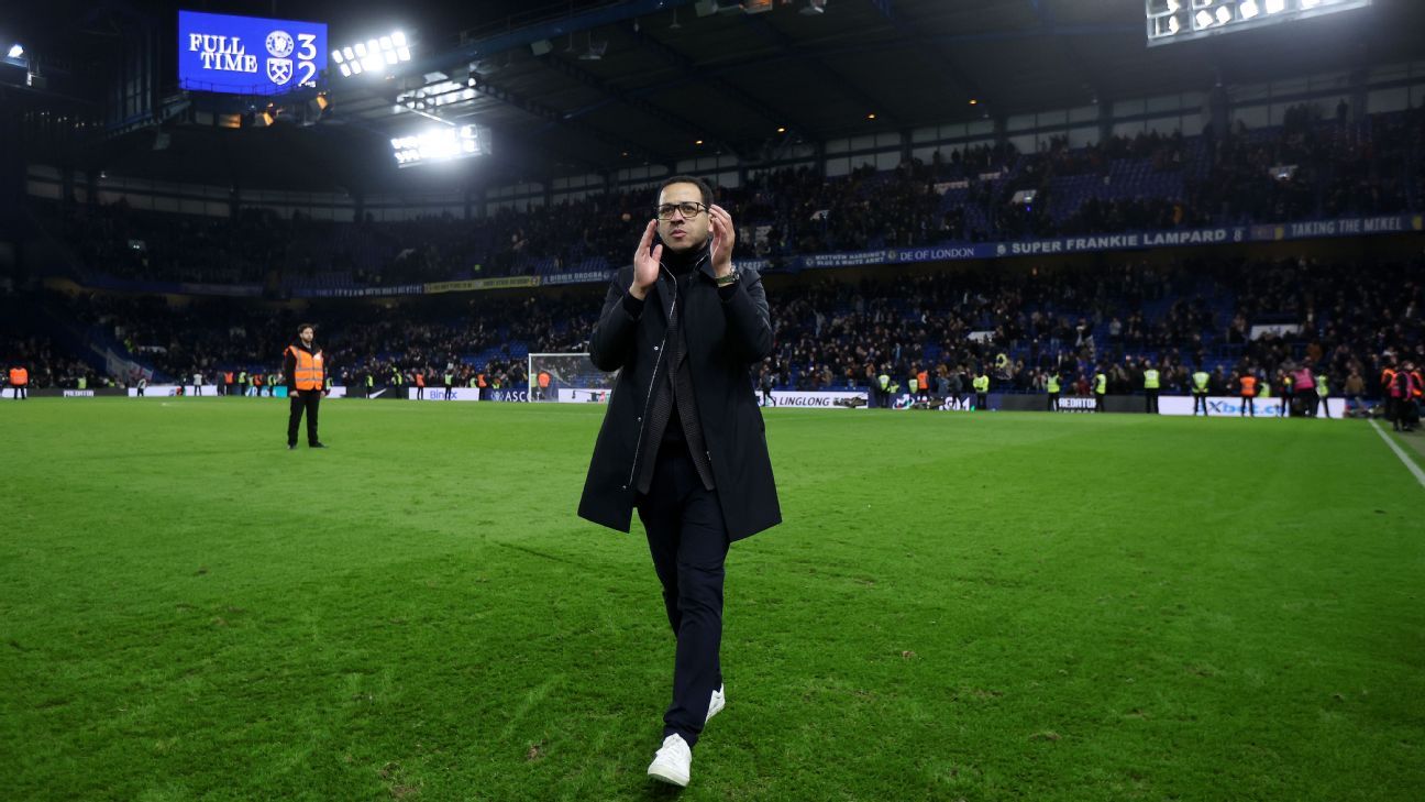 Rosenior earning Chelsea fans' respect one win at a time