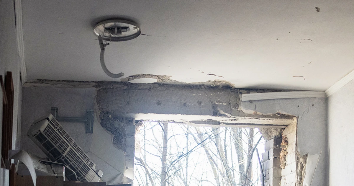 Russian strike hits Ukrainian maternity hospital