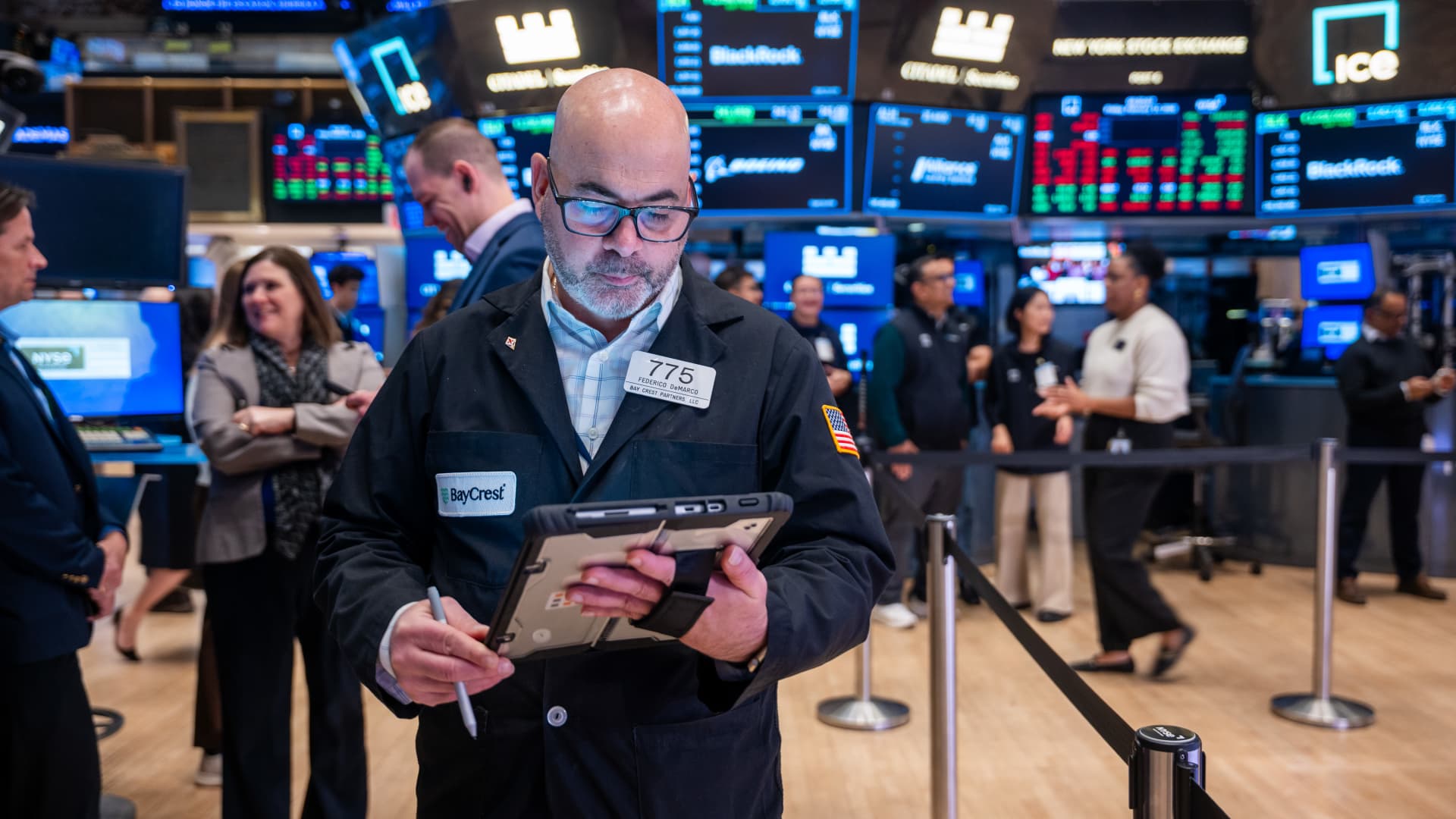 S&P 500 futures are little changed after back-to-back losing weeks: Live updates