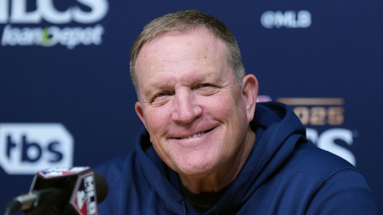 Sources: Brewers reward manager Pat Murphy with new contract