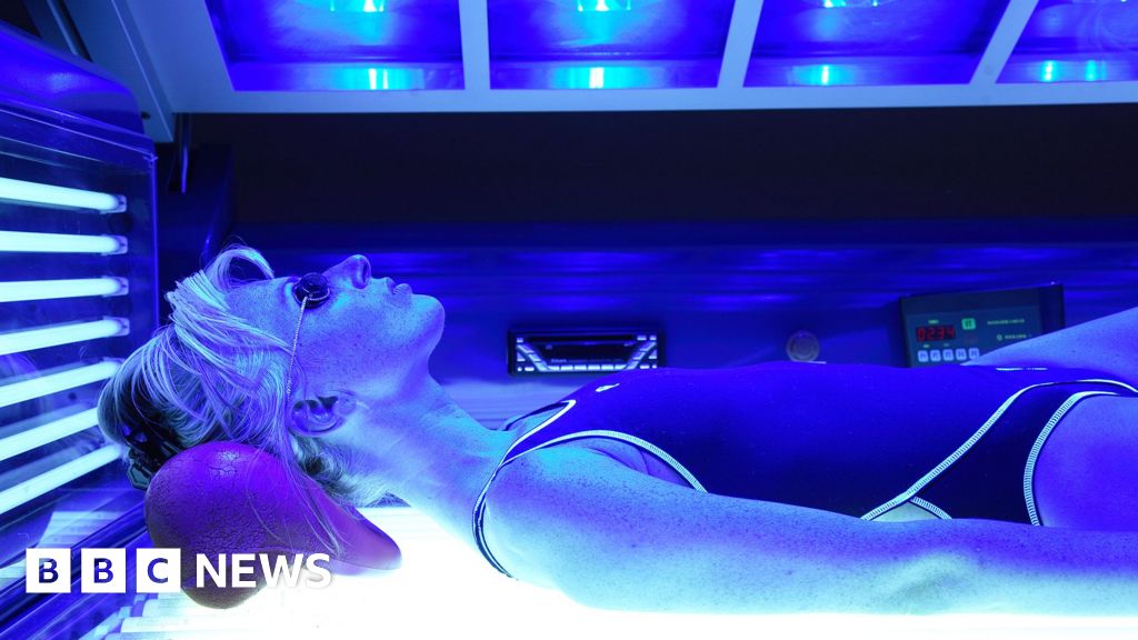 Sunbed ads targeted at young people spread harmful misinformation