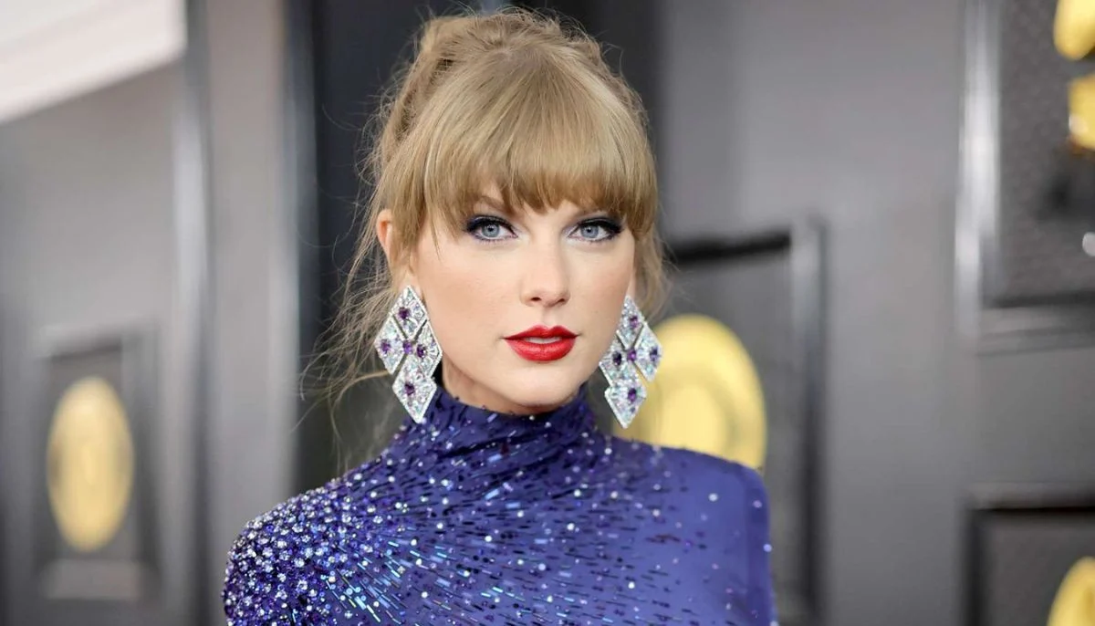Taylor Swift extends her support to U.S. Women