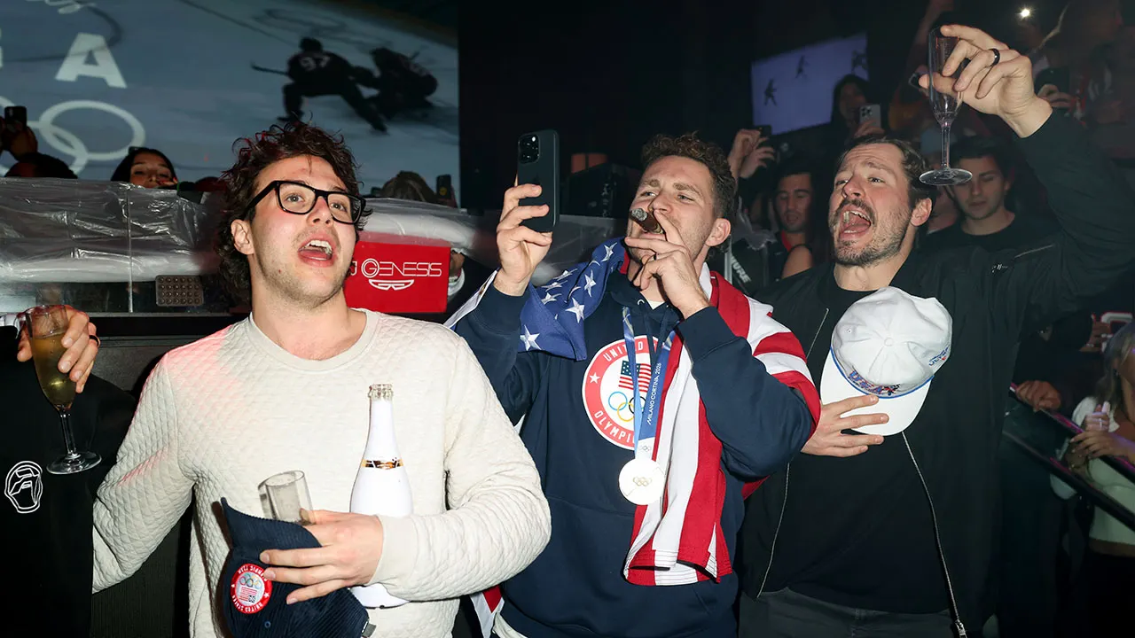 Team USA men's hockey players sing national anthem while partying at famous Miami nightclub