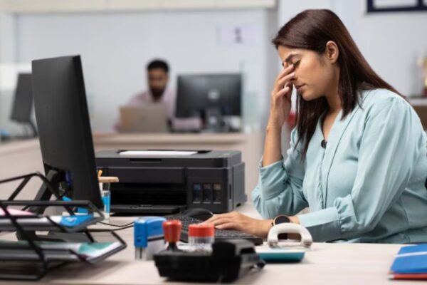 The 10-Hour Desk Job Danger: How Prolonged Sitting, Poor Posture And Stress Impact Young Brains