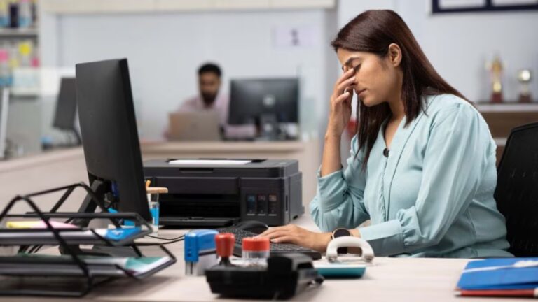 The 10-Hour Desk Job Danger: How Prolonged Sitting, Poor Posture And Stress Impact Young Brains