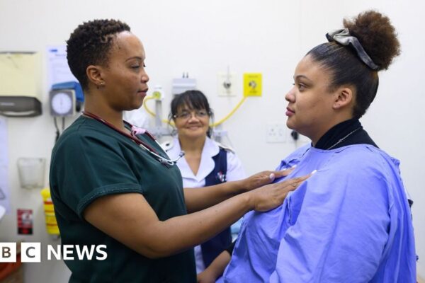 Three quarters will survive cancer by 2035, government promises