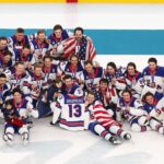 U.S. men's hockey team visits White House, President Trump