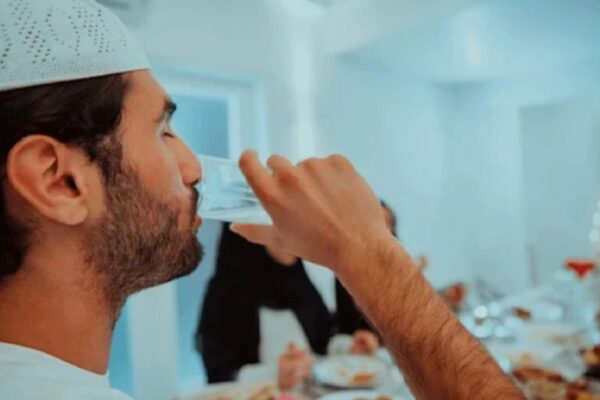 Why do you feel extremely thirsty after Suhoor? Experts have revealed the main reasons and solutions - SUCH TV