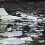 2 rescued after small plane makes emergency landing in Hudson River