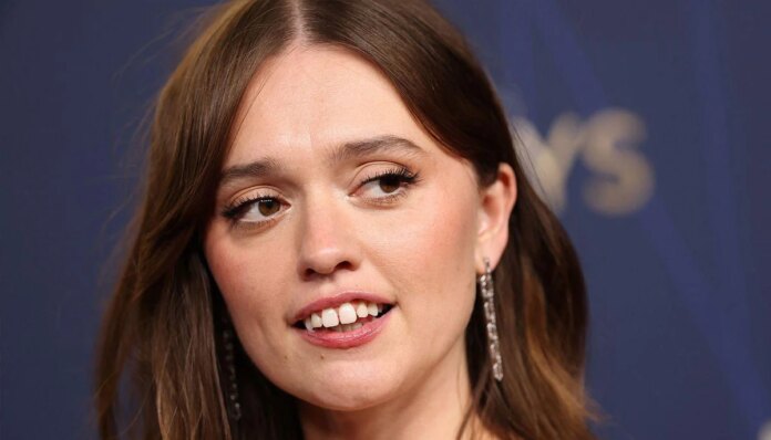 Aimee Lou Wood rethinks obsession with astrology after 'The White Lotus' role