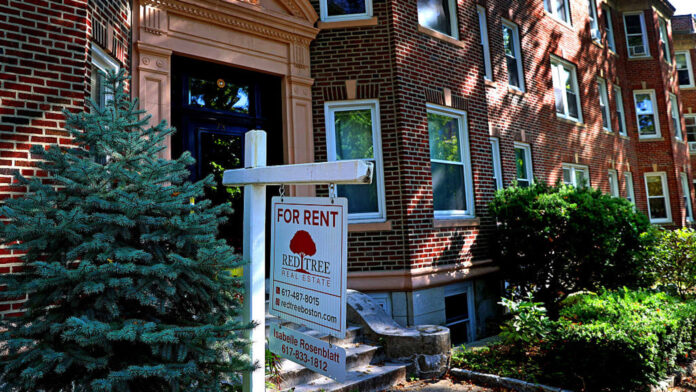 Apartment concessions hit highest level in over a decade