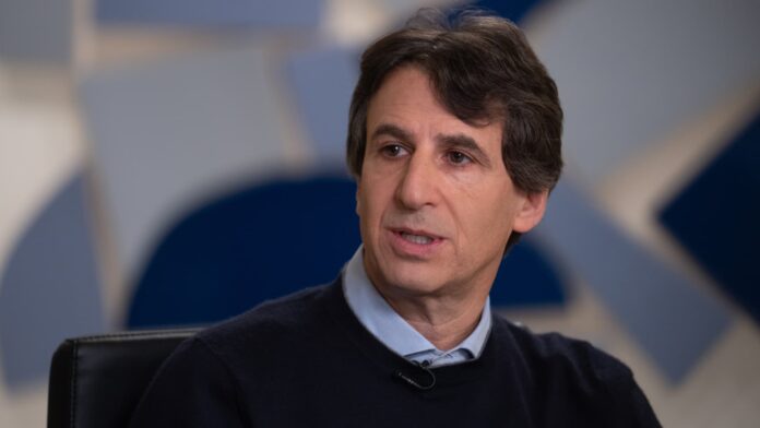 Apollo gives investors only 45% of requested withdrawals from $15 billion private credit fund