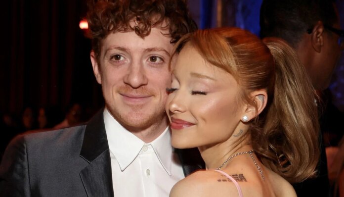 Ariana Grande sends shoutout to boyfriend Ethan Slater’ after relationship ‘rough patch’