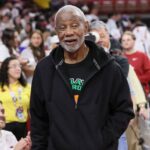 Arkansas to honor Nolan Richardson with statue outside arena