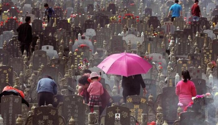 China bans entombing cremated remains in empty flats