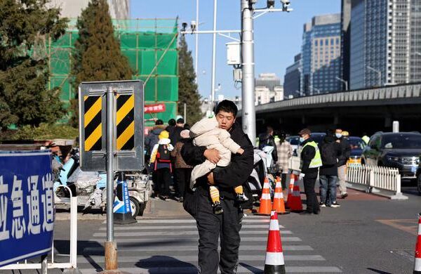 China to build 'birth-friendly society', refine social security system
